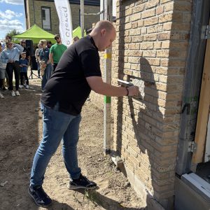 Legging eerste steen Terra Nova