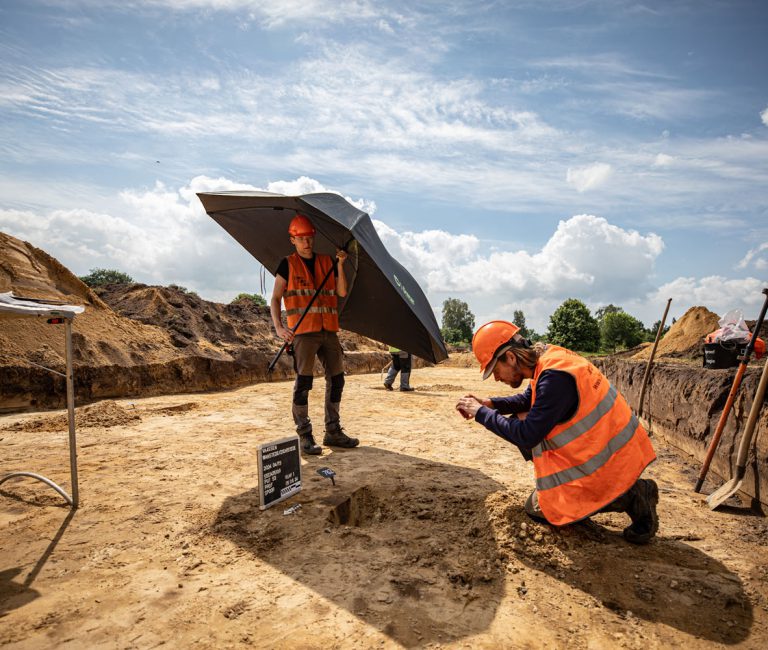 Nikkels-Oosterhofzuid-vaassen-archeologie-2024-06-14