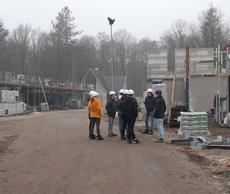 Rondleiding bouwkunde studenten ROC