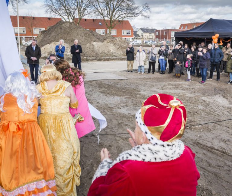koninklijk-bezoek-voor-nieuw-julianaplein-4